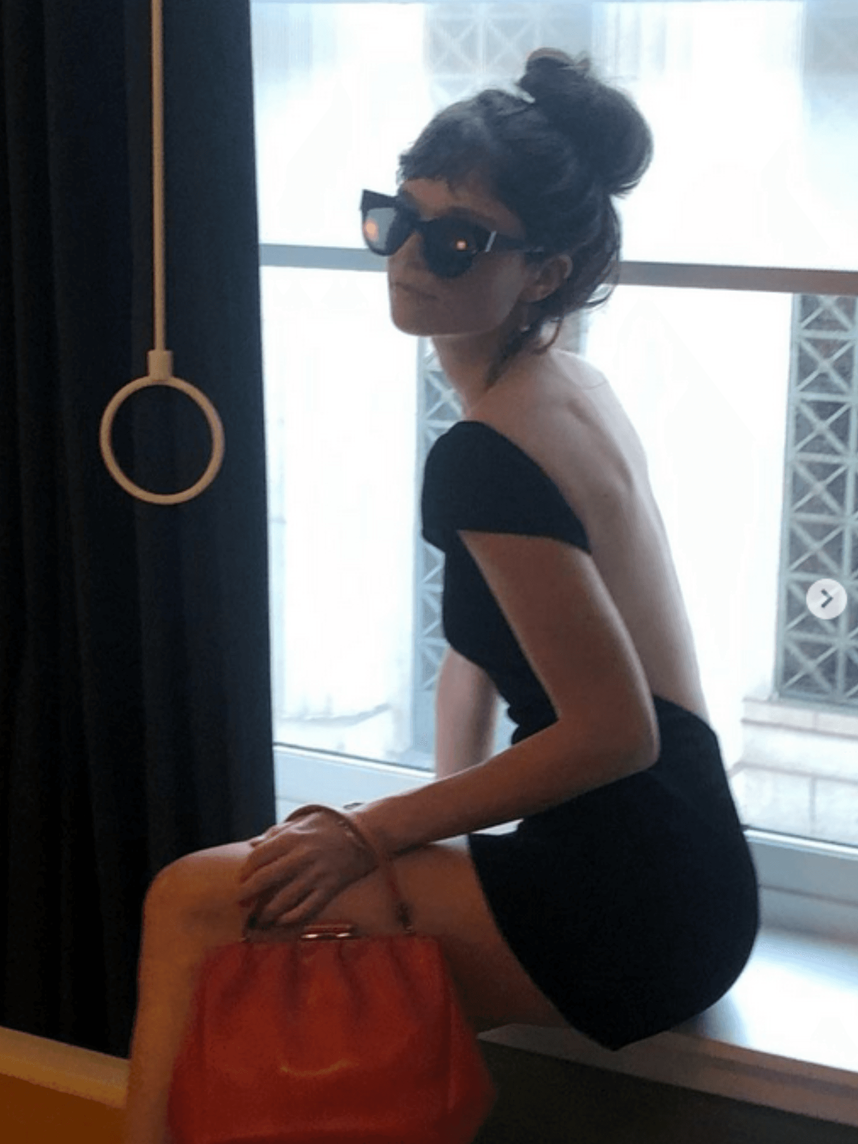 Elly Low Professional Bio